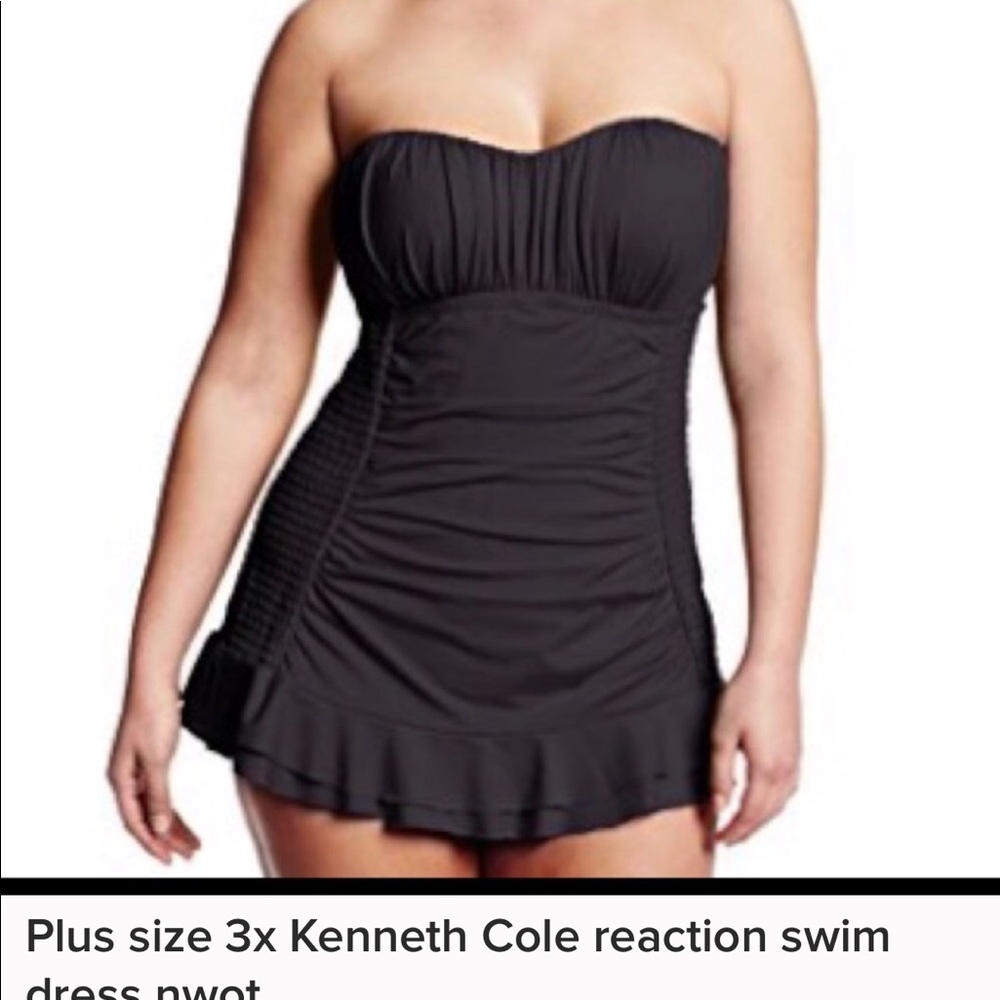 Swimsuit designer Kenneth Cole 3x
